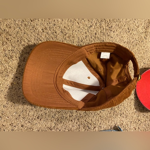 Baseball hats, various colors 1 price bundle. All 6 hats for 1 price. - Picture 6 of 8